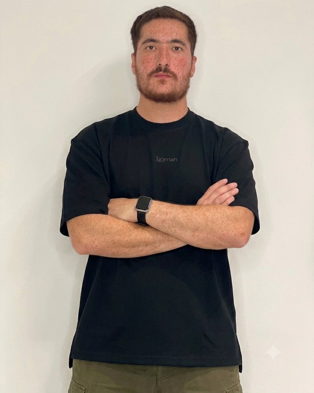 Luqman Interlock Oversized T-Shirt – Black